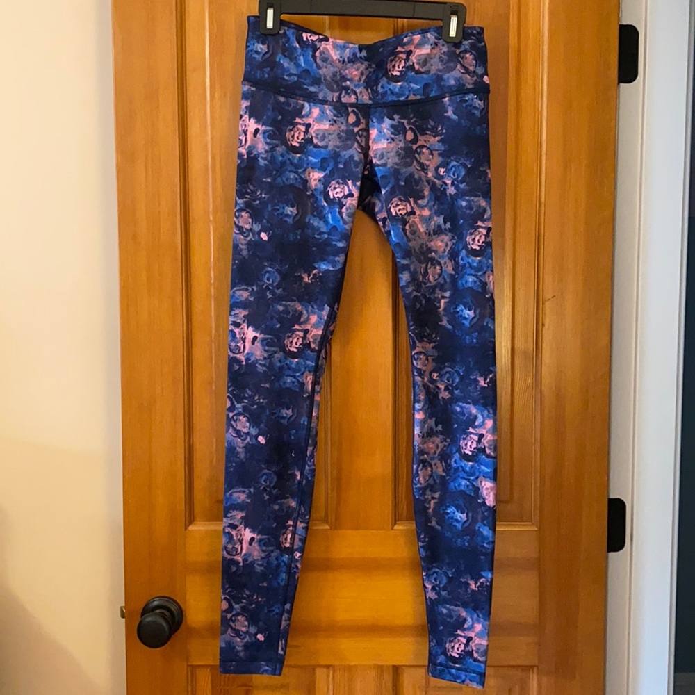 Flower patterned Lululemon leggings
